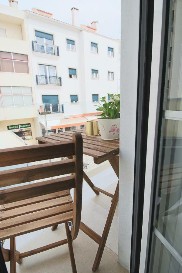 Holidays Nazaré marginal Apartman Kültér fotó